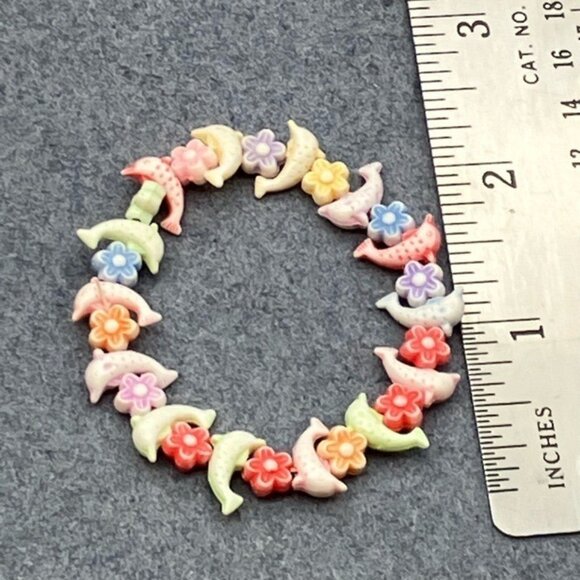 Small Beaded Stretch Bracelet 5.5 In Dolphin Flower Kids Multicolor Pastel Color - Picture 6 of 6